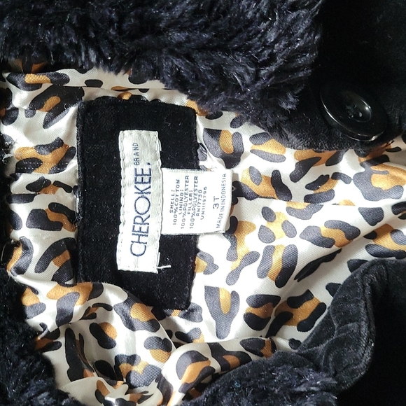 Coat - Picture 3 of 5